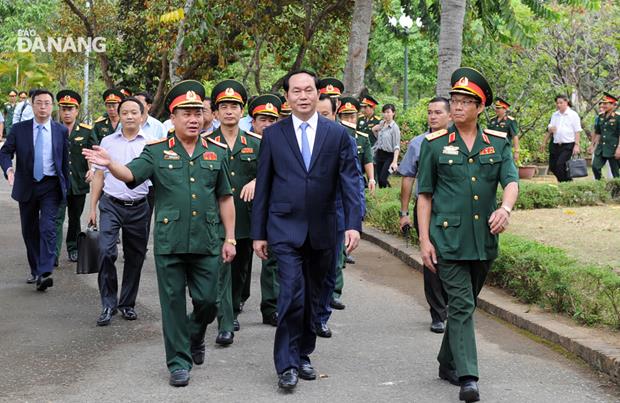 The late President (front row, centre) visiting the Museum