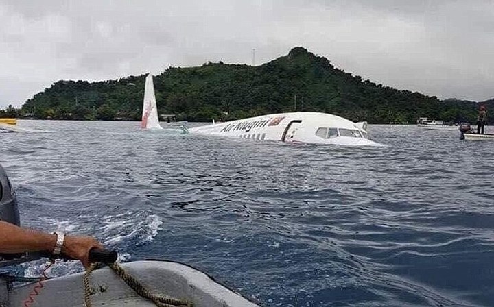 Điều thần kỳ đã xảy ra: Toàn bộ 47 người trên máy bay được cứu sống.