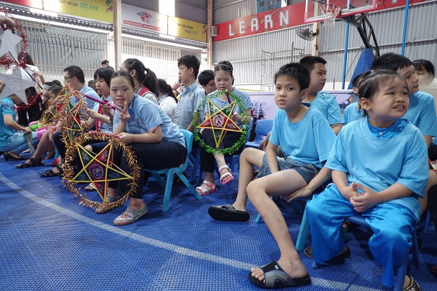 Unfortunate children enjoying joyful moments at the musical and sporting fest