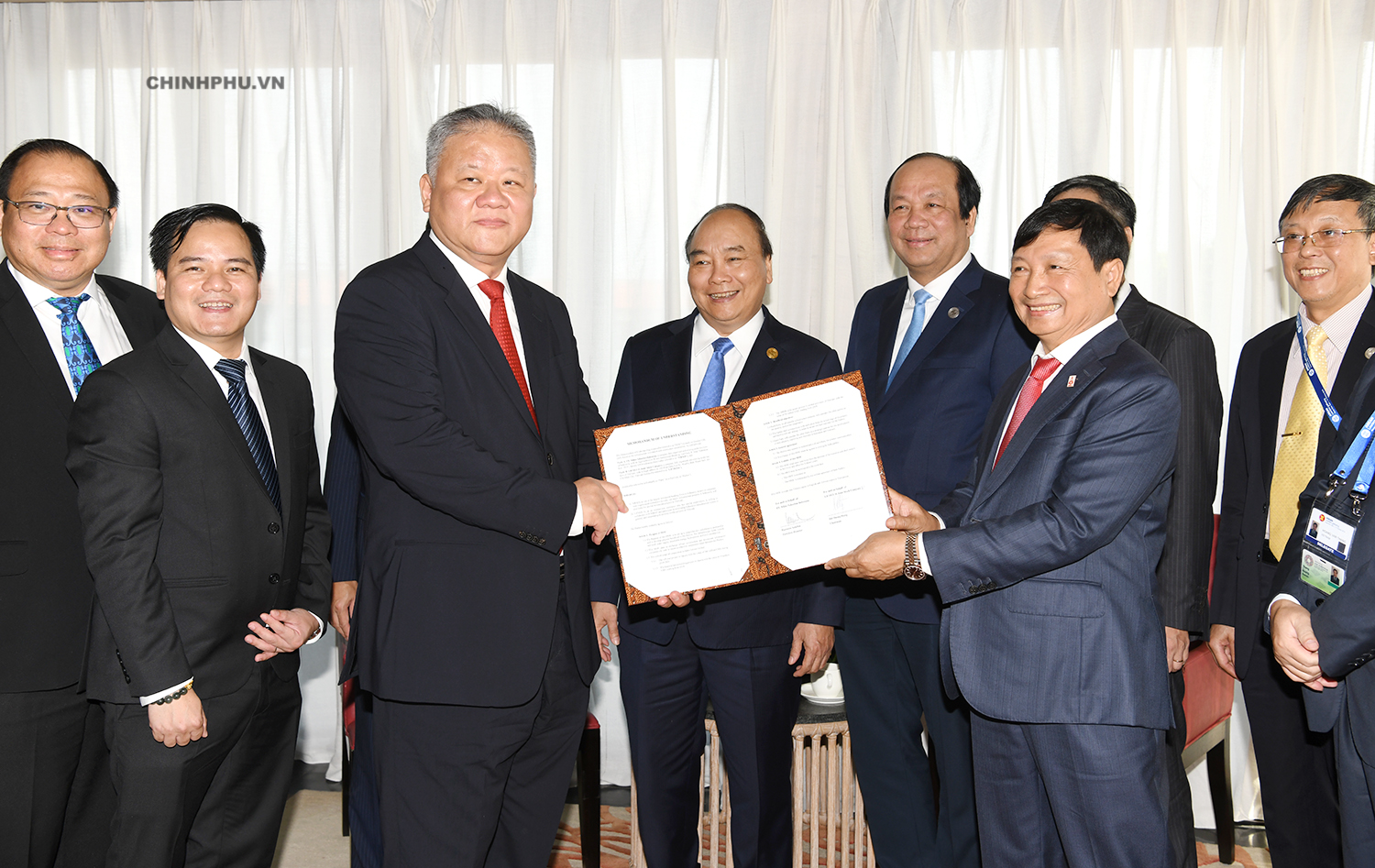 Thủ tướng chứng kiến thỏa thuận hợp tác về hạ tầng đầu tiên của Việt Nam tại Indonesia