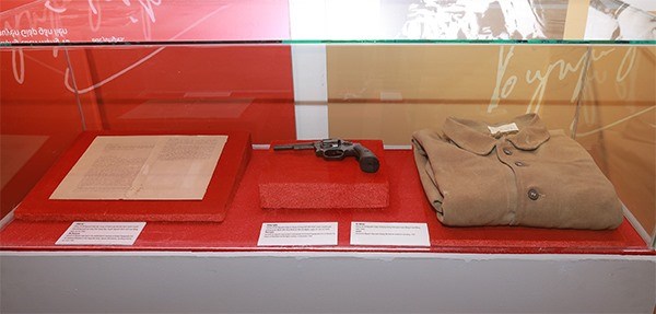 Items belonging to late General Vo Nguyen Giap that are related to the establishment of the Vietnamese People’s Army. (Photos courtesy of Vietnam Military History Museum)
