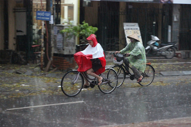 Ảnh hưởng không khí lạnh, miền Trung có nơi mưa rất to. (Ảnh minh họa: Nguyễn Dương).