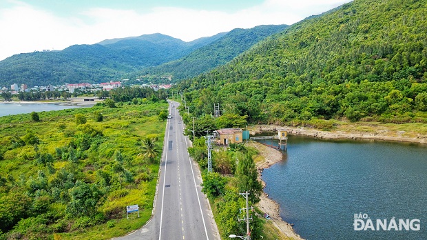 About 10 km northeast from the city’s centre, the Green Lake is on the way to the Linh Ung Pagoda on the Son Tra Peninsula.