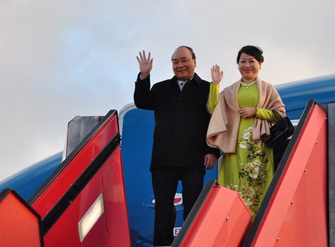 Thủ tướng Nguyễn Xuân Phúc cùng Phu nhân và Đoàn đại biểu cấp cao Việt Nam đã đến Thủ đô Copenhagen.