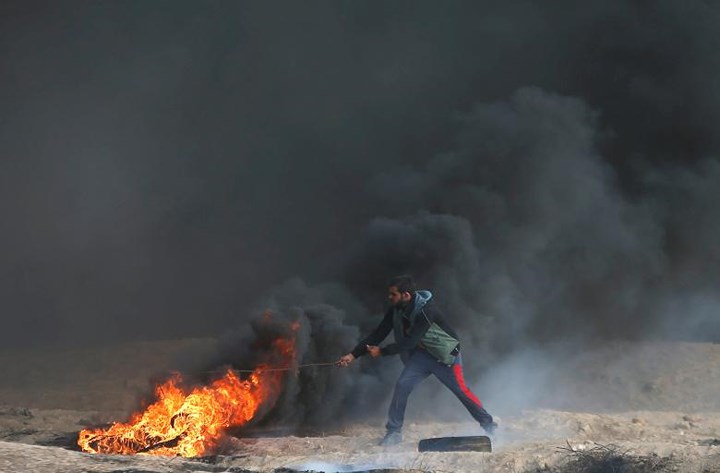 Người Palestine ở mọi lứa tuổi tham gia các cuộc biểu tình tại Dải Gaza.