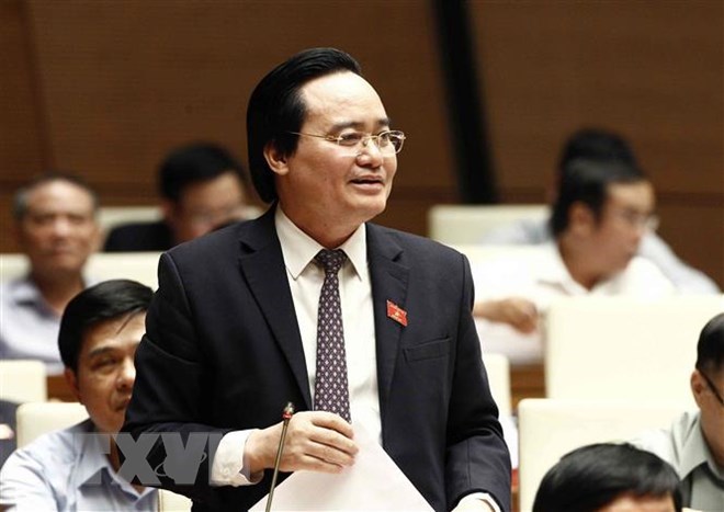Bộ trưởng Phùng Xuân Nhạ nhận trách nhiệm để lãng phí sách giáo khoa