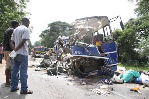 Tai nạn xe buýt kinh hoàng tại Zimbabwe, ít nhất 47 người thiệt mạng
