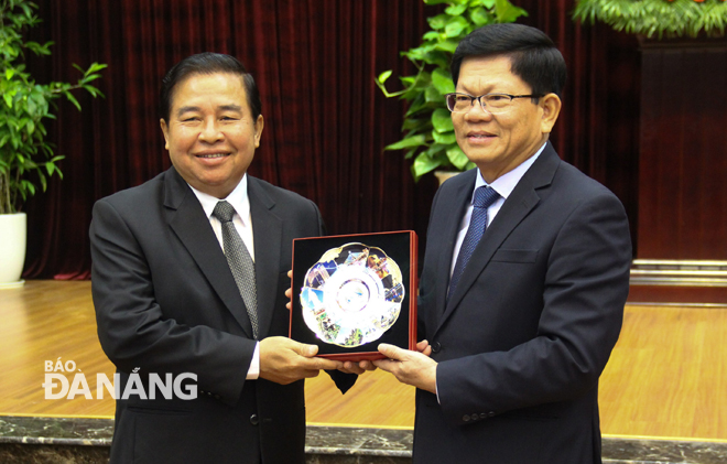 Nâng cao hiệu quả quan hệ hợp tác giữa Đà Nẵng với các địa phương của Lào