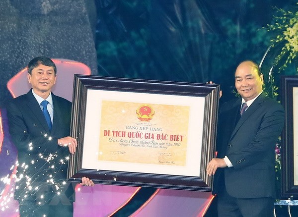 Cao Bằng đón nhận danh hiệu Công viên địa chất Toàn cầu