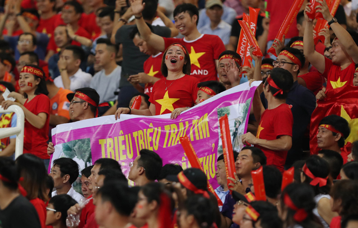 Vé trận Việt Nam - Philippines sẽ tiếp tục được bán online