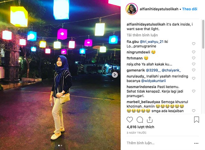Nữ tiếp viên hàng không Alfiani Hidayatul Solikah (trong ảnh) đăng ảnh trên Instagram cá nhân 3 ngày trước khi tai nạn xảy ra kèm câu nói định mệnh ám ảnh rằng: “Trong này tối quá, tôi muốn giữ lấy ánh sáng kia”.