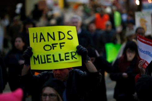 Một cuộc biểu tình ủng hộ ông Mueller. Ảnh: USA Today.