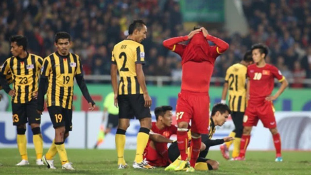 Đội tuyển Việt Nam từng thua khó tin trước Malaysia ở bán kết lượt về AFF Cup 2014