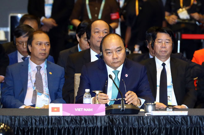 Thủ tướng Nguyễn Xuân Phúc tại Hội nghị Cấp cao ASEAN+3. 			                 Ảnh: TTXVN