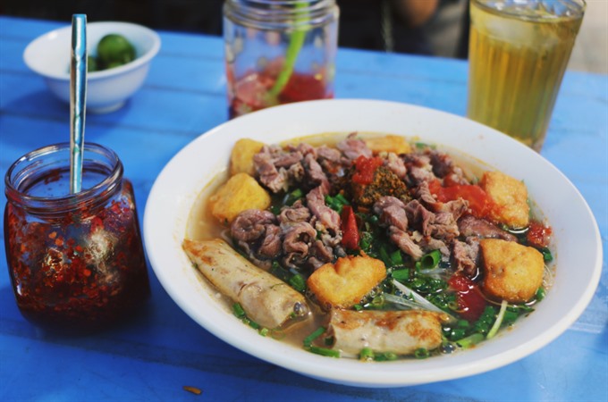 Bún riêu cua is described as 