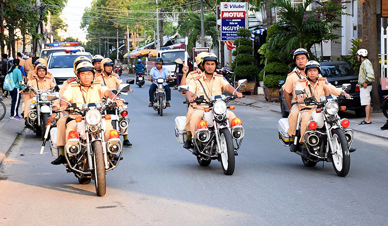 Đổi mới tuần tra, kiểm soát, bảo đảm an toàn giao thông