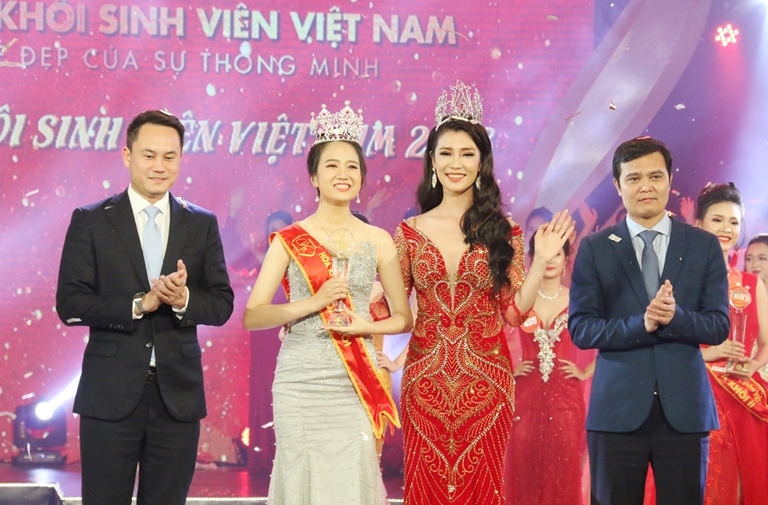 Nữ sinh Trường ĐH Luật (ĐH Huế) đăng quang Hoa khôi Sinh viên Việt Nam 2018