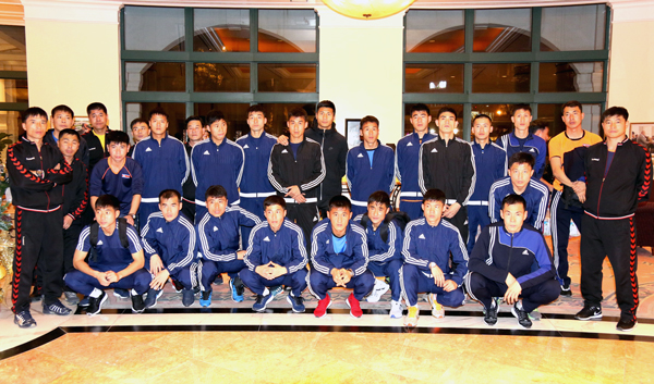 Đội tuyển Triều Tiên đã đến Hà Nội, chuẩn bị đọ tài với tuyển Việt Nam