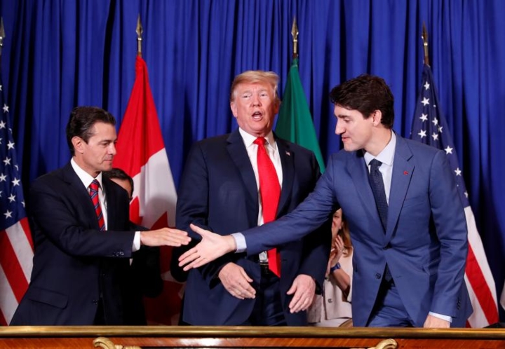 Từ trái qua phải: Lãnh đạo Mexico, Mỹ và Canada tại lẽ ký USMCA.
