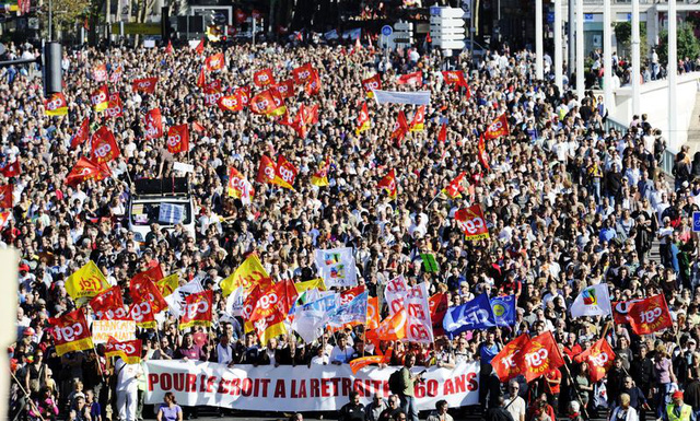 Người Pháp biểu tình tại Lyon vào tháng 10/2010. (Ảnh: AFP)