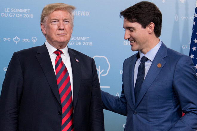 Mỹ đang thay đổi thái độ với đồng minh Canada. Trong ảnh: Tổng thống Mỹ Donald Trump (trái) gặp gỡ Thủ tướng Canada Justin Trudeau tại Ottawa tháng 3-2018. Ảnh: Politico 
