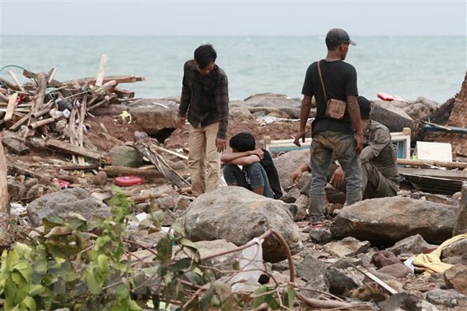 The December 22 tsunami kills more than 220 people and injuring over 840 others (Source: VNA)