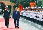 Thủ tướng Nguyễn Xuân Phúc thăm, chúc Tết Bộ Tư lệnh Quân chủng Hải quân