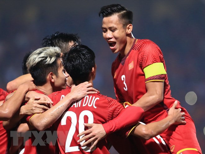 Tuyển Việt Nam kết thúc năm 2018 bằng trận thắng đậm Philippines
