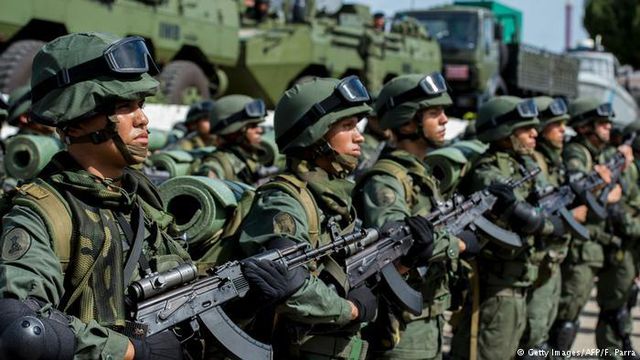 Quân nhân đào tẩu Venezuela xin Mỹ vũ khí, âm mưu lật đổ Tổng thống Maduro