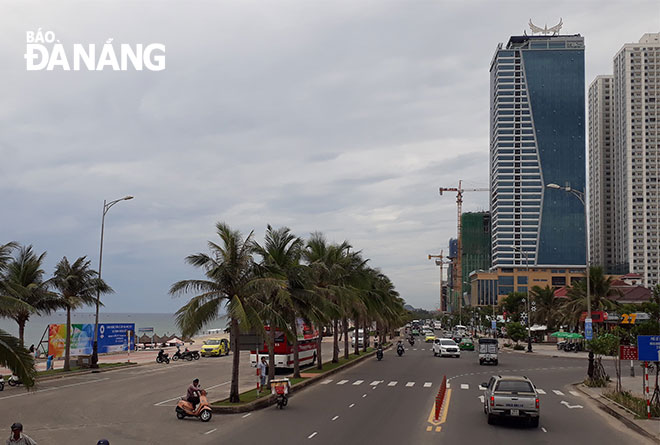 Violations discovered at the Muong Thanh Hotel and Son Tra High-Class Apartment Complex project on Vo Nguyen Giap Street in Da Nang were handled