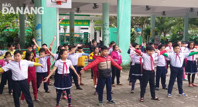 Trường tiểu học Núi Thành (quận Hải Châu) không đạt chuẩn do không đáp ứng được các quy định của Bộ Giáo dục - Đào tạo.Ảnh: NGỌC PHÚ