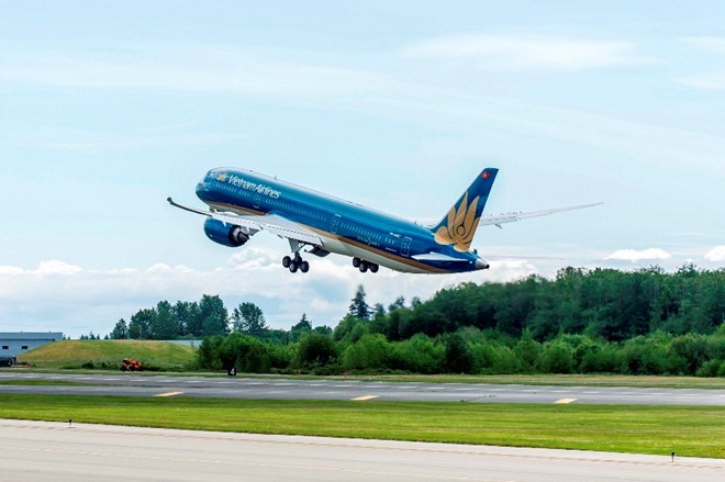 The national flag carrier Vietnam Airlines will launch HCM City-Chu Lai and Da Nang-Can Tho routes ahead of the Lunar New Year 