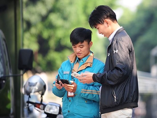 Viet Nam will enhance its telecommunications infrastructure, expand its broadband network and develop 5G mobile connectivity this year.