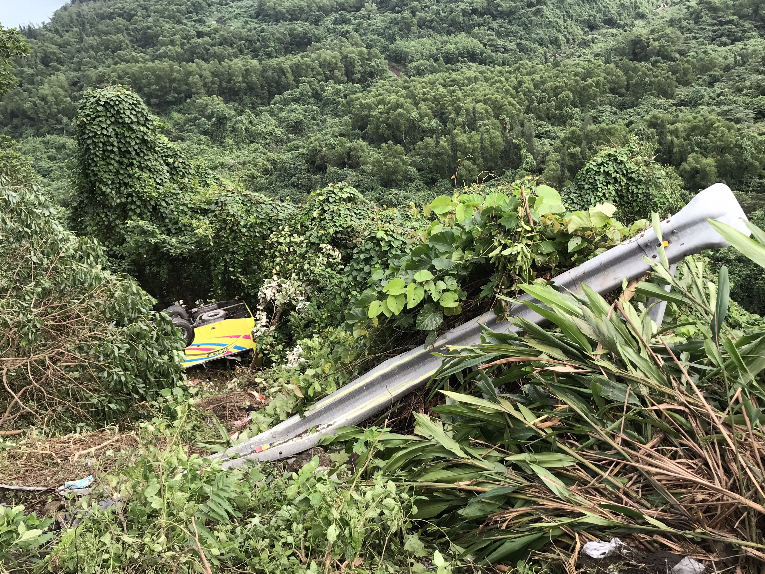 The vehicle ran off a cliff on the pass, leaving one dead and 21 others injured