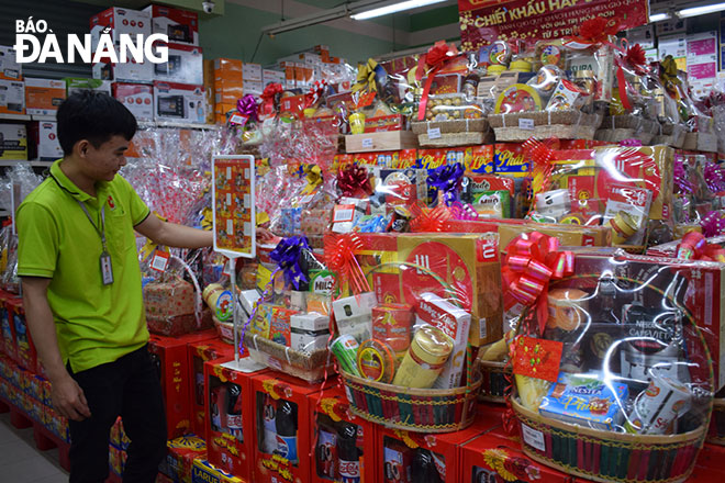  Tet gift baskets in the BigC Mall