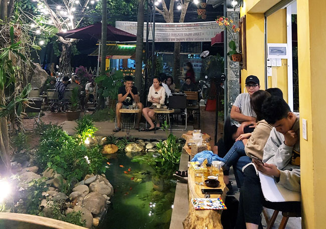 Một góc Mayaca Garden Café.