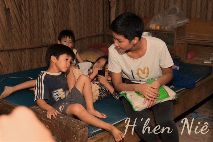 H’Hen Nie during one of her charity trips throughout Việt Nam. — Photo courtesy of Miss Universe Việt Nam Read more at http://vietnamnews.vn/life-style/484725/winner-of-timeless-beauty-2018-is-hhen-nie-from-viet-nam-missosology.html#w4BsaEPwLRqU06C9.99