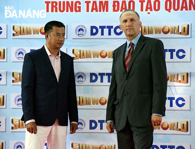 With their high qualifications and great dedication at work, DTTC Executive Director Truong Quang Vu (left) and Technical Director Dimitri Penchev are stroking to promote the operation of the centre