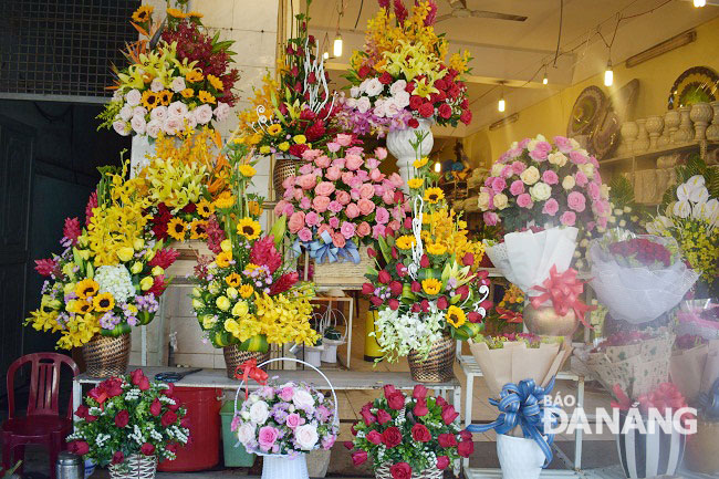 Giá hoa tươi trước ngày lễ Tình yêu (Valentine) bắt đầu tăng giá