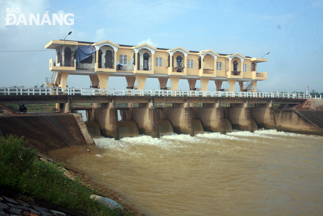Đến năm 2025, Đà Nẵng phải hoàn thành đầu tư xây dựng giai đoạn 1 của nhà máy nước khai thác nước thô từ đập dâng Bàu Nít để bảo đảm cấp nước cho thành phố. Ảnh: N.T