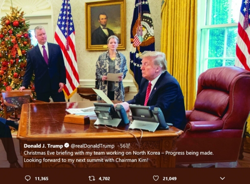 Tổng thống Trump họp với đội ngũ phụ trách vấn đề Triều Tiên. Ảnh: Twitter.