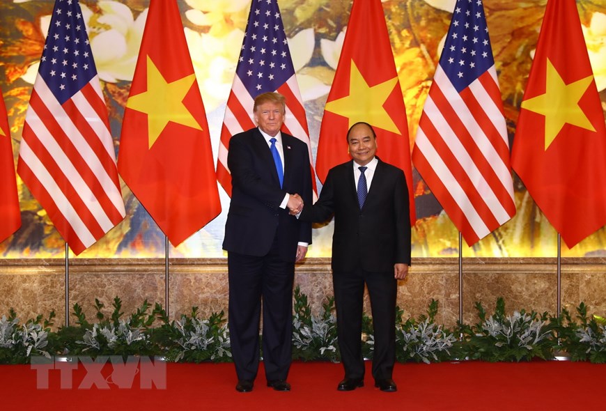 Thủ tướng Nguyễn Xuân Phúc hội kiến Tổng thống Hoa Kỳ Donald Trump. (Ảnh: Thống Nhất/TTXVN)