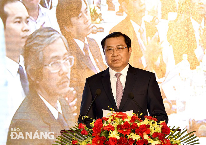 Chủ tịch UBND thành phố Huỳnh Đức Thơ phát biểu khai mạc chương trình