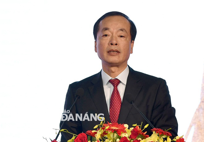 Bộ trưởng Bộ Xây dựng Phạm Hồng Hà phát biểu tại Tọa đàm