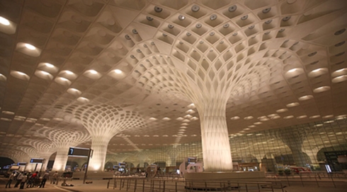 Quang cảnh bên trong sân bay quốc tế Mumbai, Ấn Độ. Ảnh: indianexpress.