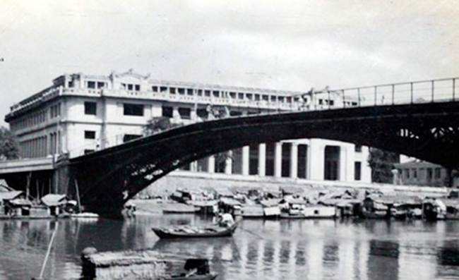 Cầu Mống (cầu Vận tải Hải dương) ở Sài Gòn. (Ảnh tư liệu)