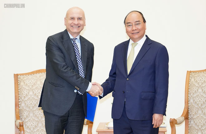 Thủ tướng Nguyễn Xuân Phúc hoan nghênh việc mở đường bay thẳng Việt Nam - Italy