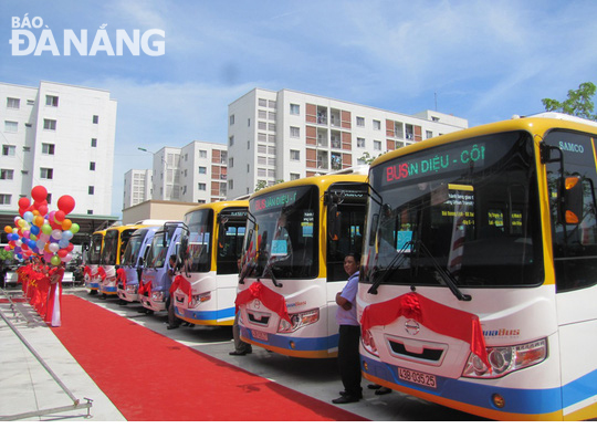 Đưa 8 xe buýt vào khai thác tuyến Công viên 29-3 đến Khu Công nghệ cao