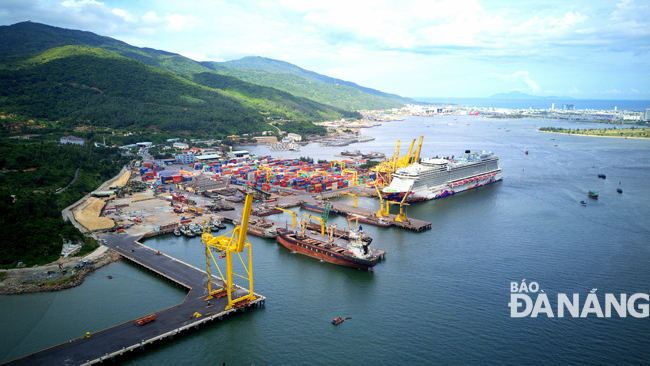 Từ ngày 8-4, Cảng Đà Nẵng là 1 trong 5 cảng biển được nhập ô tô dưới 16 chổ ngồi.