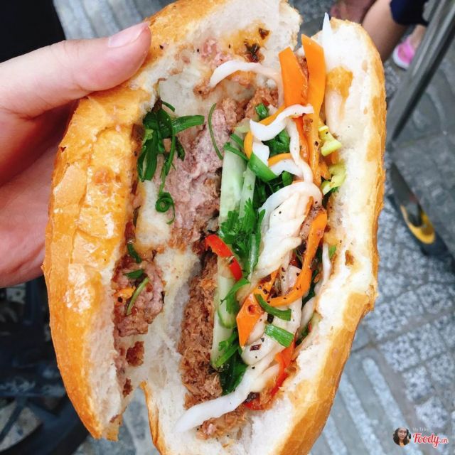 The episode will also take a look at Vietnamese sandwich bánh mì. — Photo foody.vn Read more at http://vietnamnews.vn/life-style/518602/netflix-street-food-series-to-include-viet-nam-episode.html#wm30M2qctY8KmCI9.99